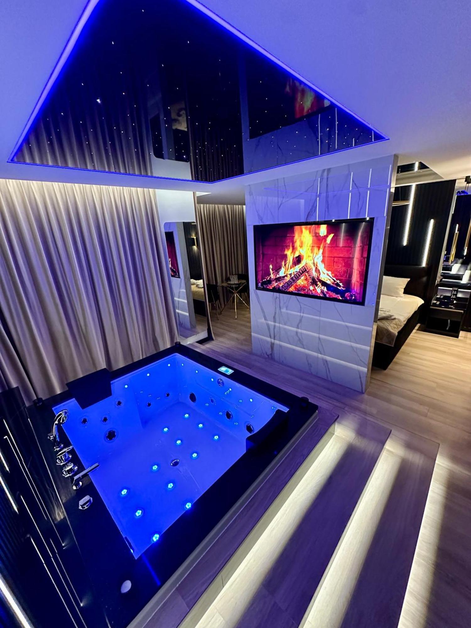 Masarska 6 Vip Apartamenty Jacuzzi Краків Екстер'єр фото