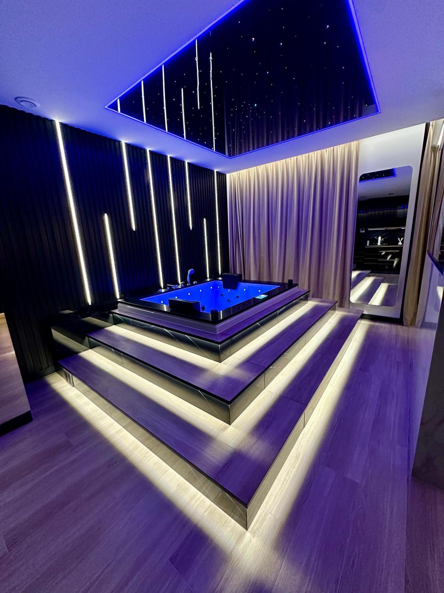 Masarska 6 Vip Apartamenty Jacuzzi Краків Екстер'єр фото